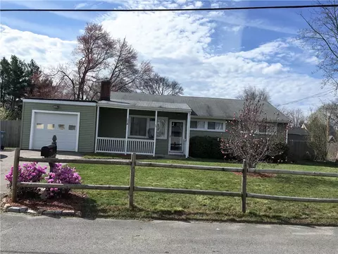 54 Independence Dr, Warwick, RI 02888 photo 1