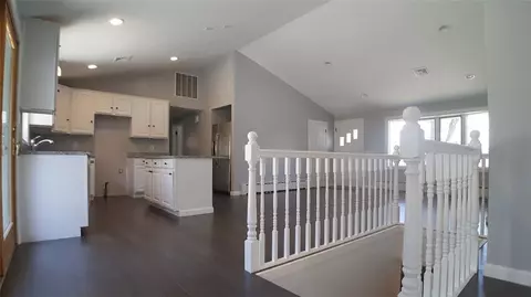 707 Commonwealth Ave, Warwick, RI 02886 photo 3