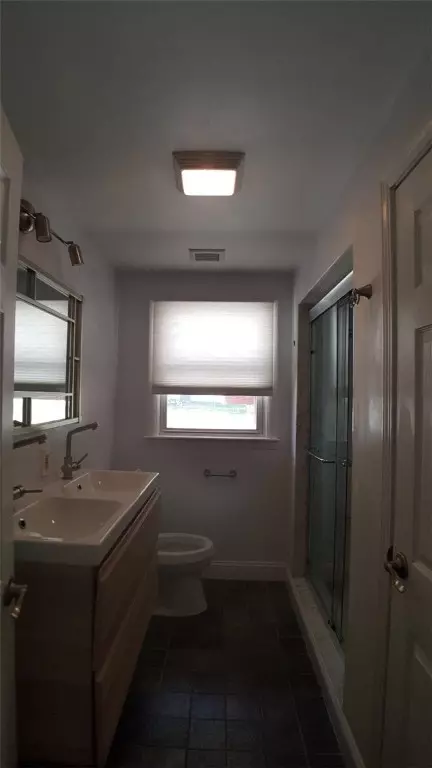 707 Commonwealth Ave, Warwick, RI 02886 photo 13