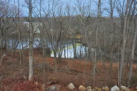 65 Howard Ave, Coventry, RI 02816 photo 2