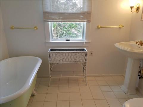 7 Pell St, Newport, RI 02840 photo 37