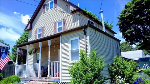 43 Surf Ave, Warwick, RI 02889 photo 1