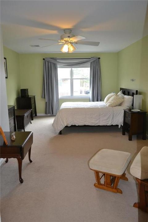 279 Larch St, Woonsocket, RI 02895 photo 12