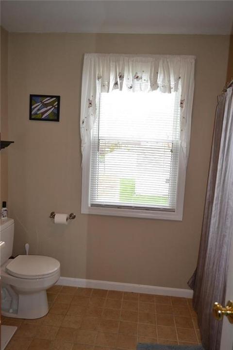 279 Larch St, Woonsocket, RI 02895 photo 16