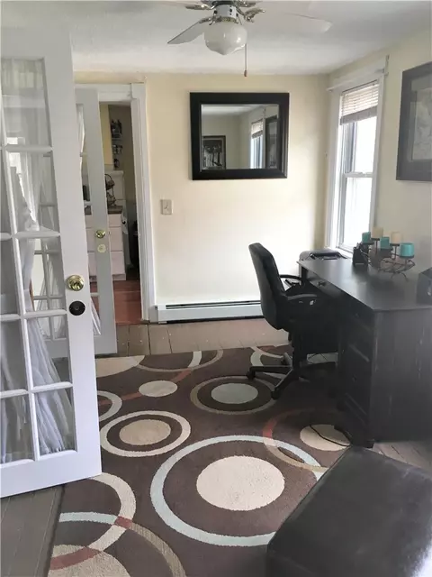 24 Barney St, Warren, RI 02885 photo 14