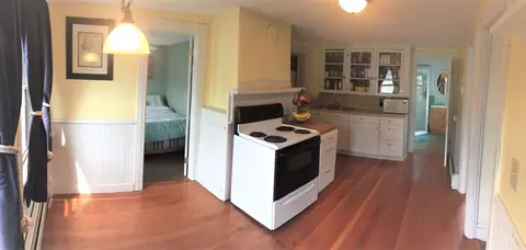 24 Barney St, Warren, RI 02885 photo 17