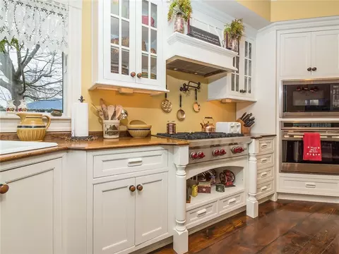 5 13th Ave, Warwick, RI 02886 photo 8