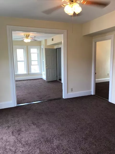 97 Willow St, Woonsocket, RI 02895 photo 10