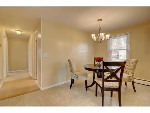 153 Asylum Rd, Warwick, RI 02886 photo 11