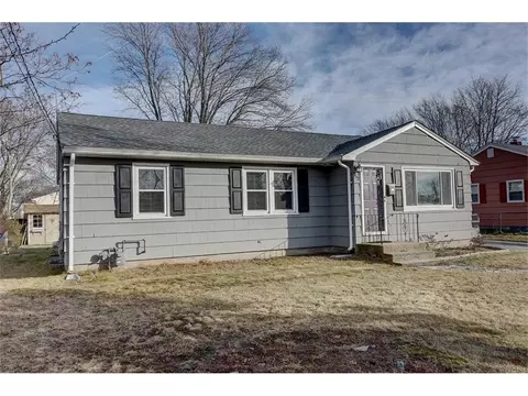 153 Asylum Rd, Warwick, RI 02886 photo 1