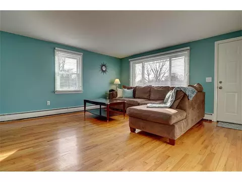 153 Asylum Rd, Warwick, RI 02886 photo 6