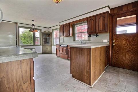 7 Batterson Ave, Westerly, RI 02891 photo 5