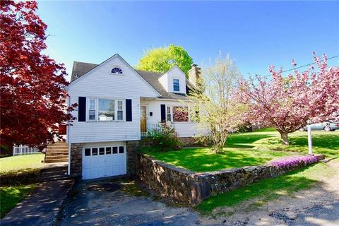 7 Batterson Ave, Westerly, RI 02891 photo 1