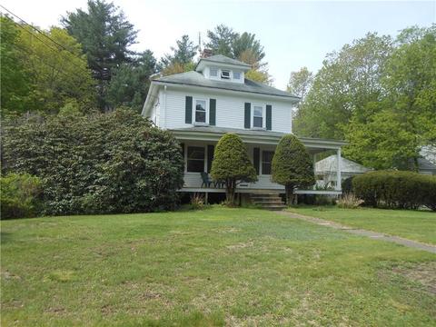 565 Central St, Mapleville, RI 02839 photo 1