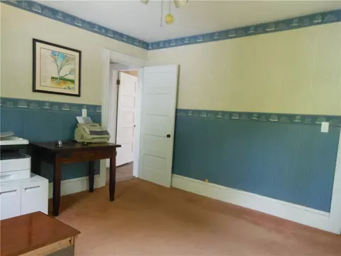 565 Central St, Mapleville, RI 02839 photo 18