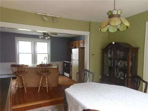 565 Central St, Mapleville, RI 02839 photo 11
