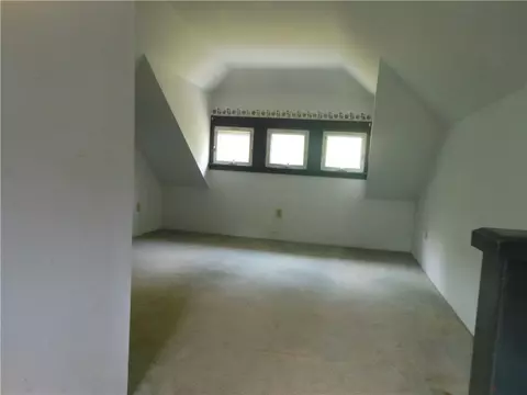 565 Central St, Mapleville, RI 02839 photo 22