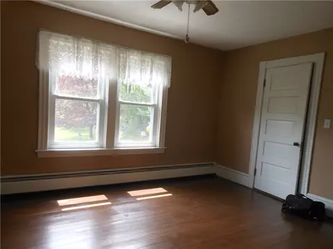 565 Central St, Mapleville, RI 02839 photo 19