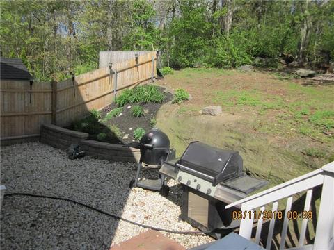 11 Elizabeth Ave, Woonsocket, RI 02895 photo 12