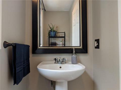 11 Elizabeth Ave, Woonsocket, RI 02895 photo 37