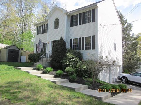 11 Elizabeth Ave, Woonsocket, RI 02895 photo 4