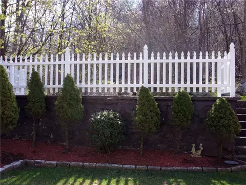 74 Corsi St, Woonsocket, RI 02895 photo 7