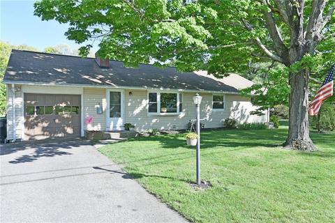 110 Spooner Ave, Warwick, RI 02886 photo 1
