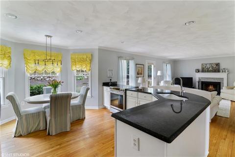 1 Shoreline Dr, Westerly, RI 02891 photo 6