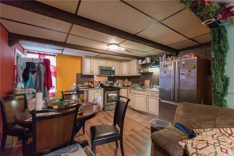 146 Arnold St, Woonsocket, RI 02895 photo 11