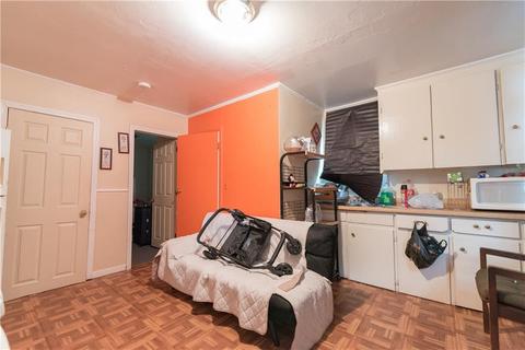 146 Arnold St, Woonsocket, RI 02895 photo 18