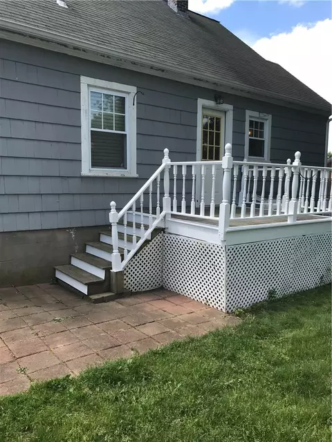 13 Fairview Ave, Westerly, RI 02891 photo 17