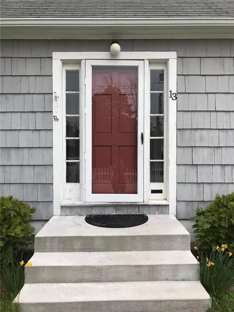 13 Fairview Ave, Westerly, RI 02891 photo 5