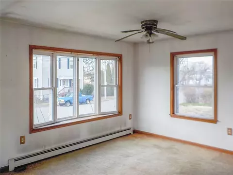 302 Orswell St, Fall River, MA 02724 photo 9