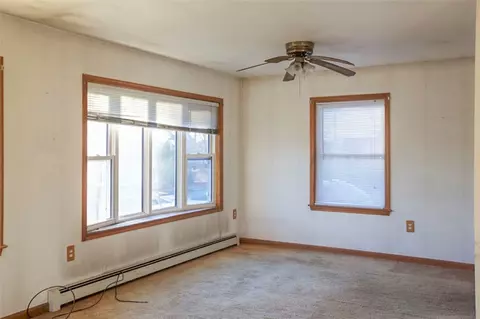 302 Orswell St, Fall River, MA 02724 photo 11