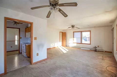 302 Orswell St, Fall River, MA 02724 photo 6