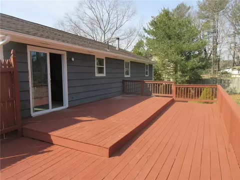 20 Laforge Dr, Coventry, RI 02816 photo 3