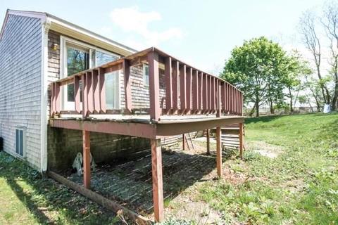 37 Jonathan Ct, Warwick, RI 02888 photo 9
