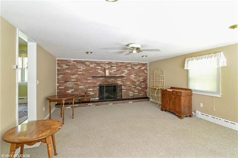 14 Hillview Dr, Westerly, RI 02891 photo 9