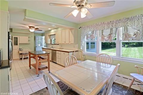 14 Hillview Dr, Westerly, RI 02891 photo 7