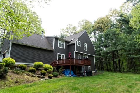 7 Bourget Ct, North Smithfield, RI 02896 photo 3