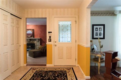 7 Bourget Ct, North Smithfield, RI 02896 photo 6