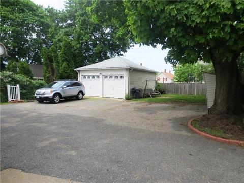 54 Adams St, Woonsocket, RI 02895 photo 3