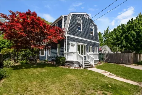 119 Burt St, Warwick, RI 02886 photo 3
