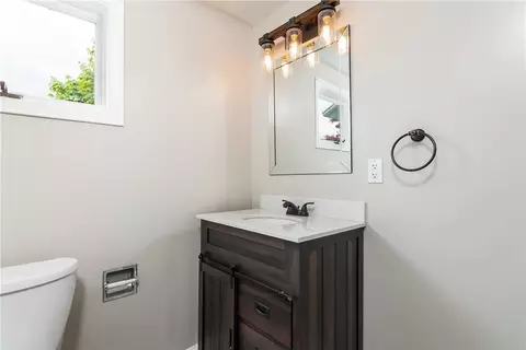 119 Burt St, Warwick, RI 02886 photo 22