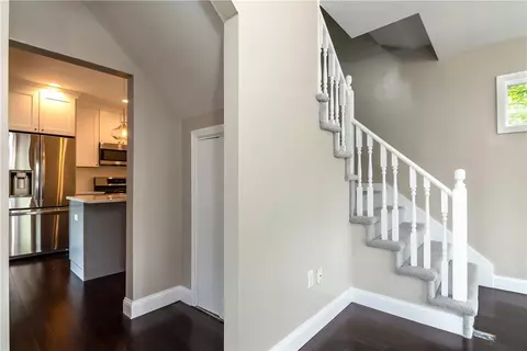 119 Burt St, Warwick, RI 02886 photo 18