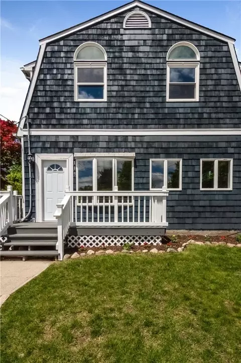 119 Burt St, Warwick, RI 02886 photo 4