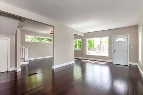 119 Burt St, Warwick, RI 02886 photo 6