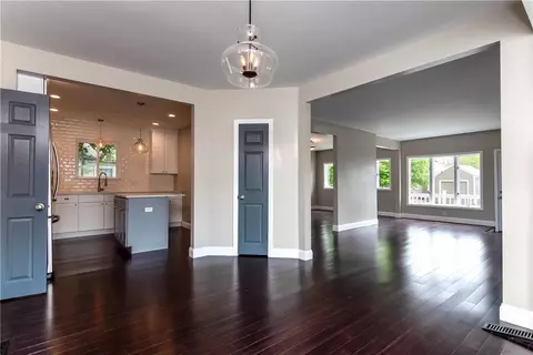119 Burt St, Warwick, RI 02886 photo 10
