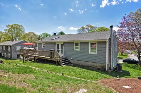 18 Antony Ave, Bristol, RI 02809 photo 25