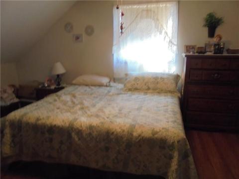 64 Uncas St, Warwick, RI 02889 photo 8